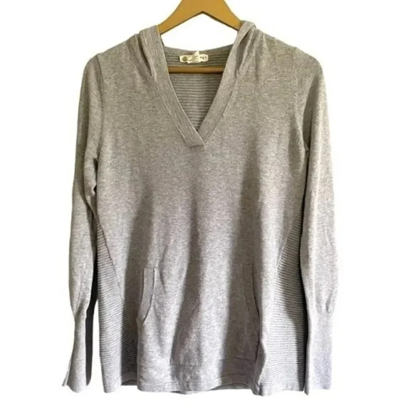 Dakini Gray V Neck Hooded Sweater - Picture 1 of 9